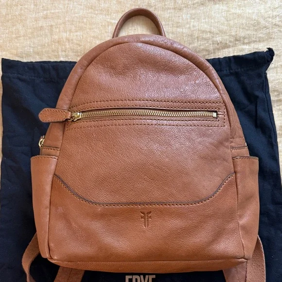 Frye Backpack in cognac leather - Picture 3 of 17